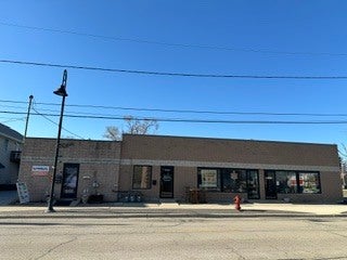 11018 Front Street — photo
