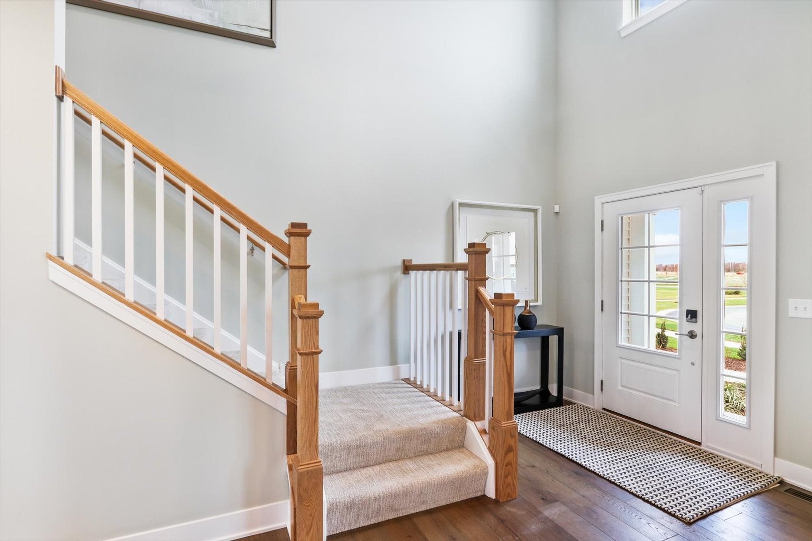 Home in Buffalo Grove, IL 60089 — photo 2