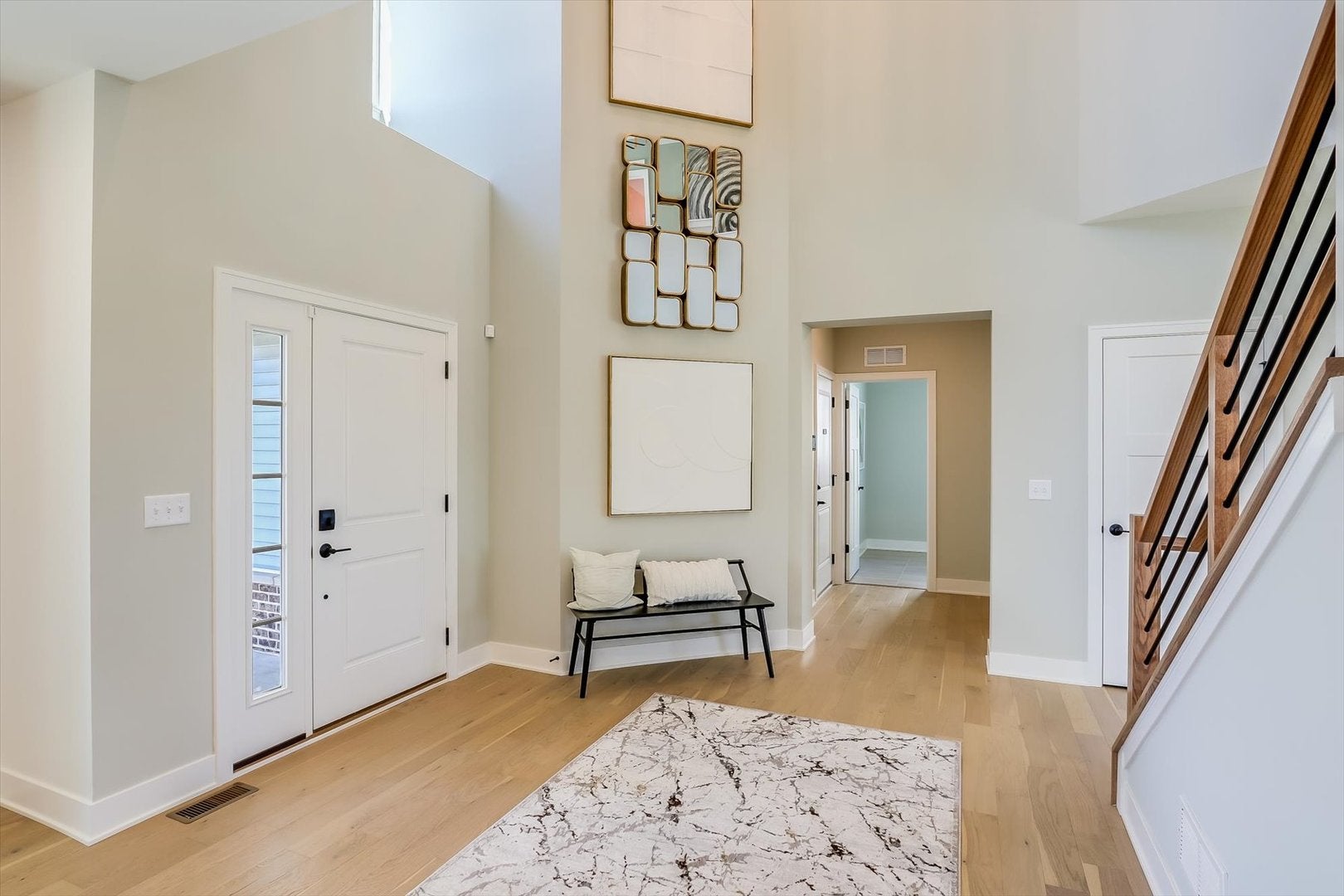 Home in Buffalo Grove, IL 60089 — photo 2
