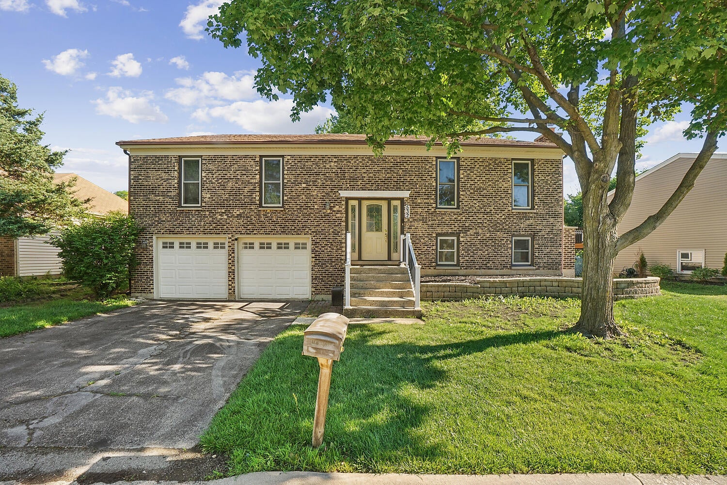 532 Iroquois Trail — photo