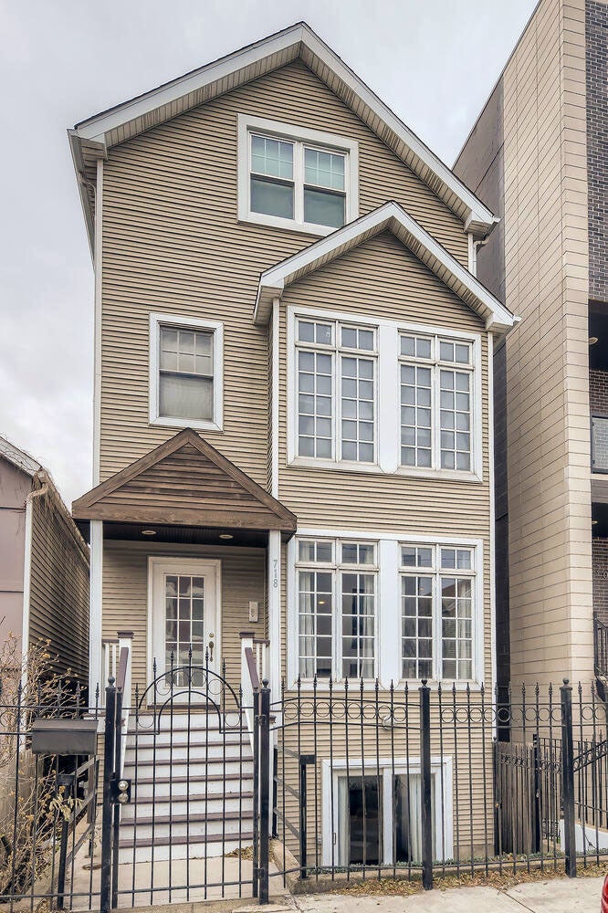 718 N Willard Court 2 — photo