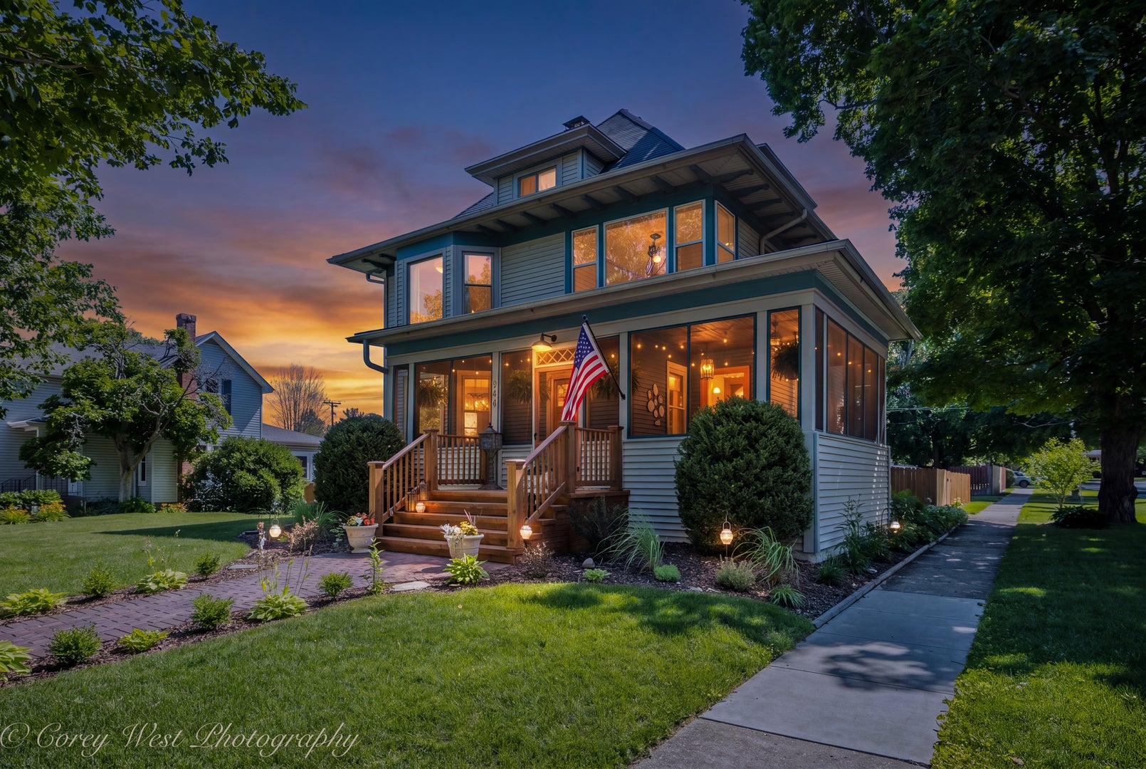 244 S Sycamore Street — photo