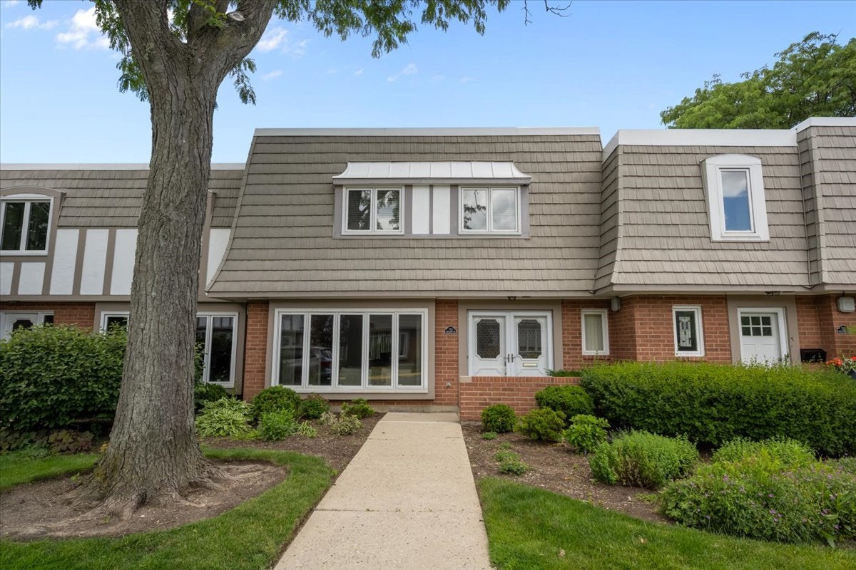 713 Orleans Drive — photo