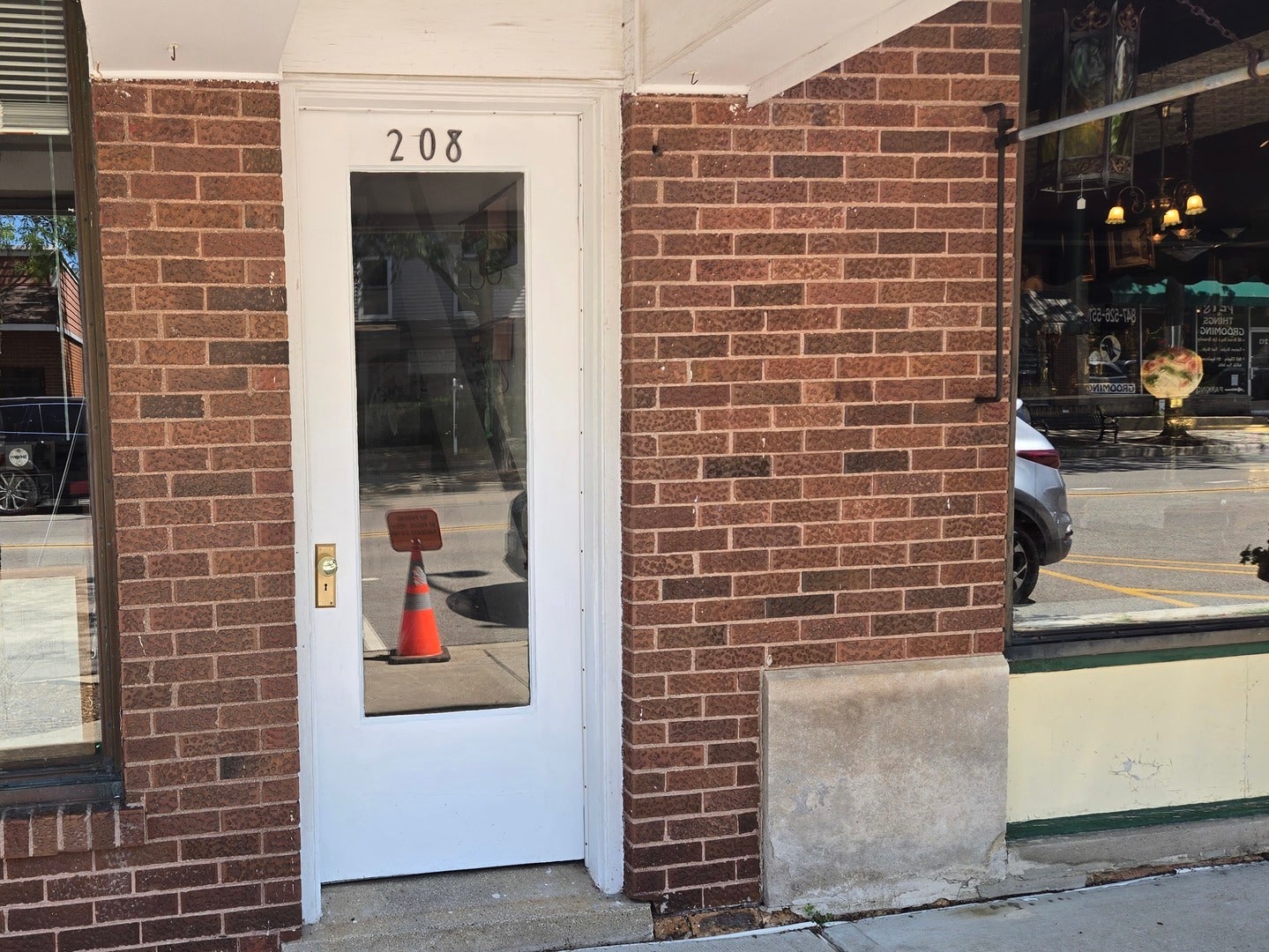 208 S Main Street 2F — photo
