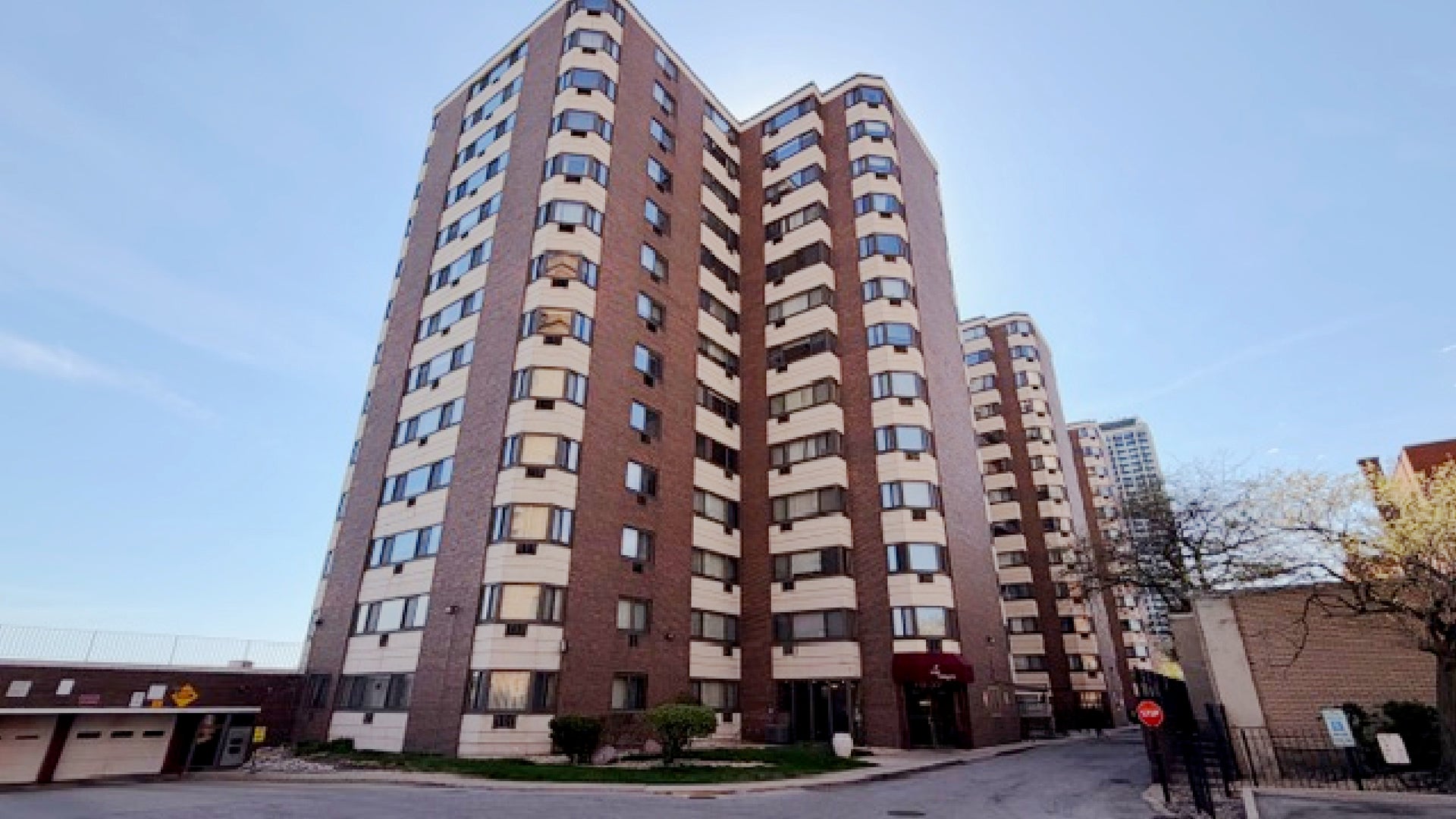 7337 S South Shore Drive 1012 — photo
