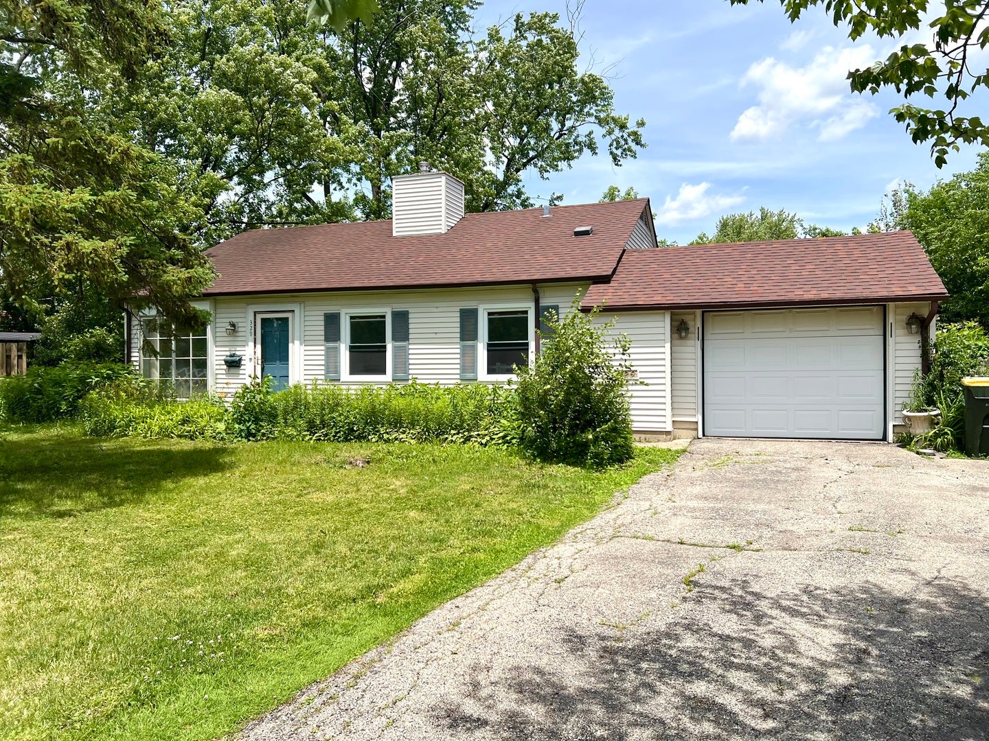 329 Cherry Court — photo