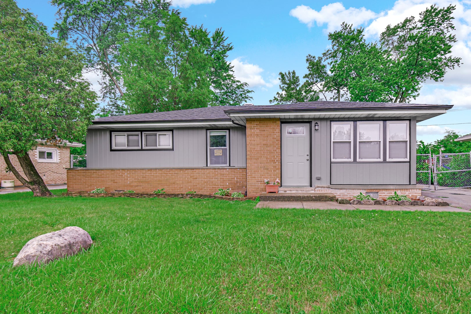 16158 Plymouth Drive — photo