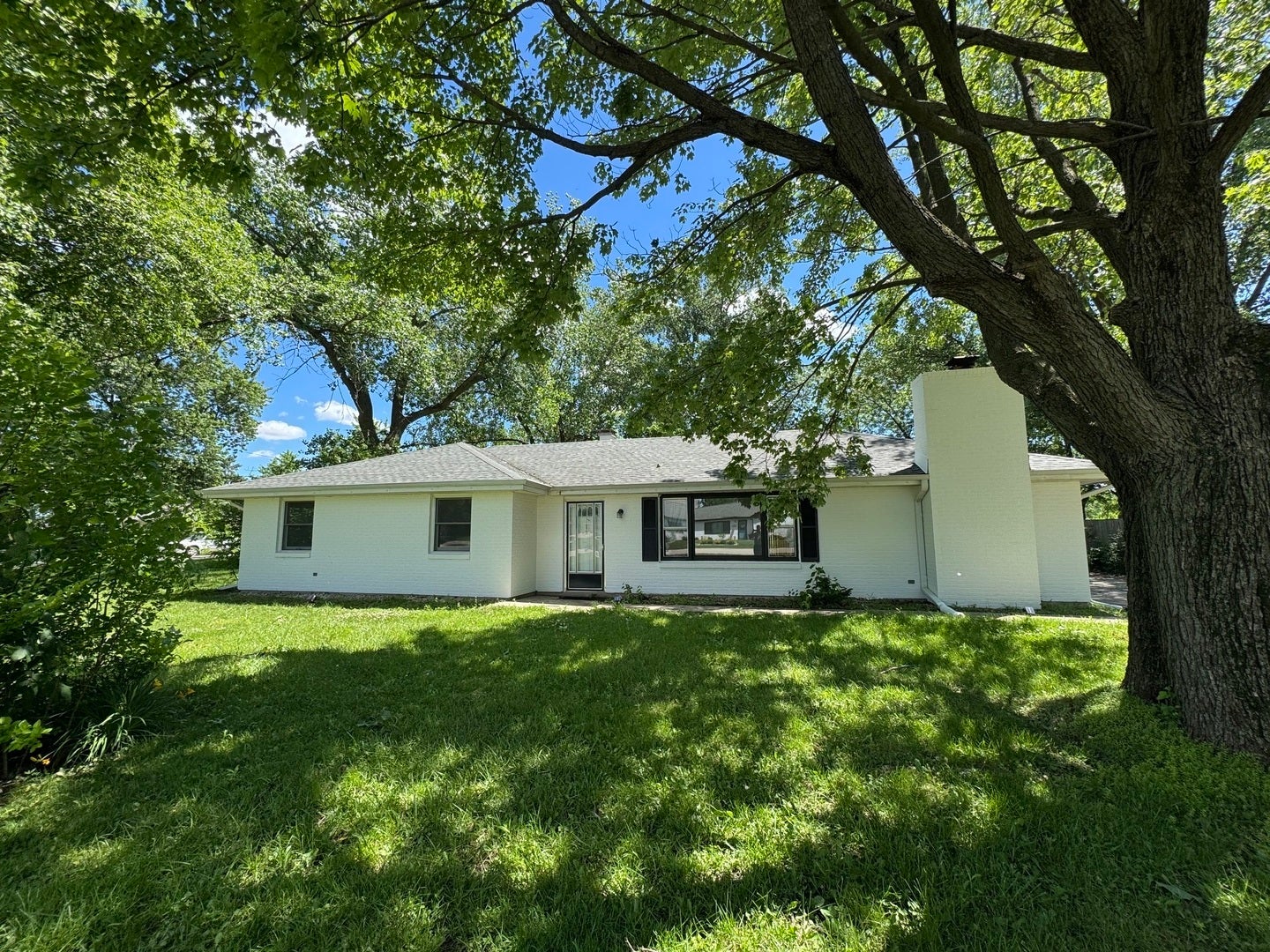 3100 Harris Drive — photo