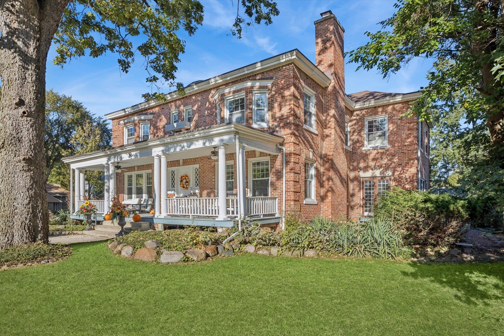 176 Riverside Road, Riverside, IL 60546 — photo 3