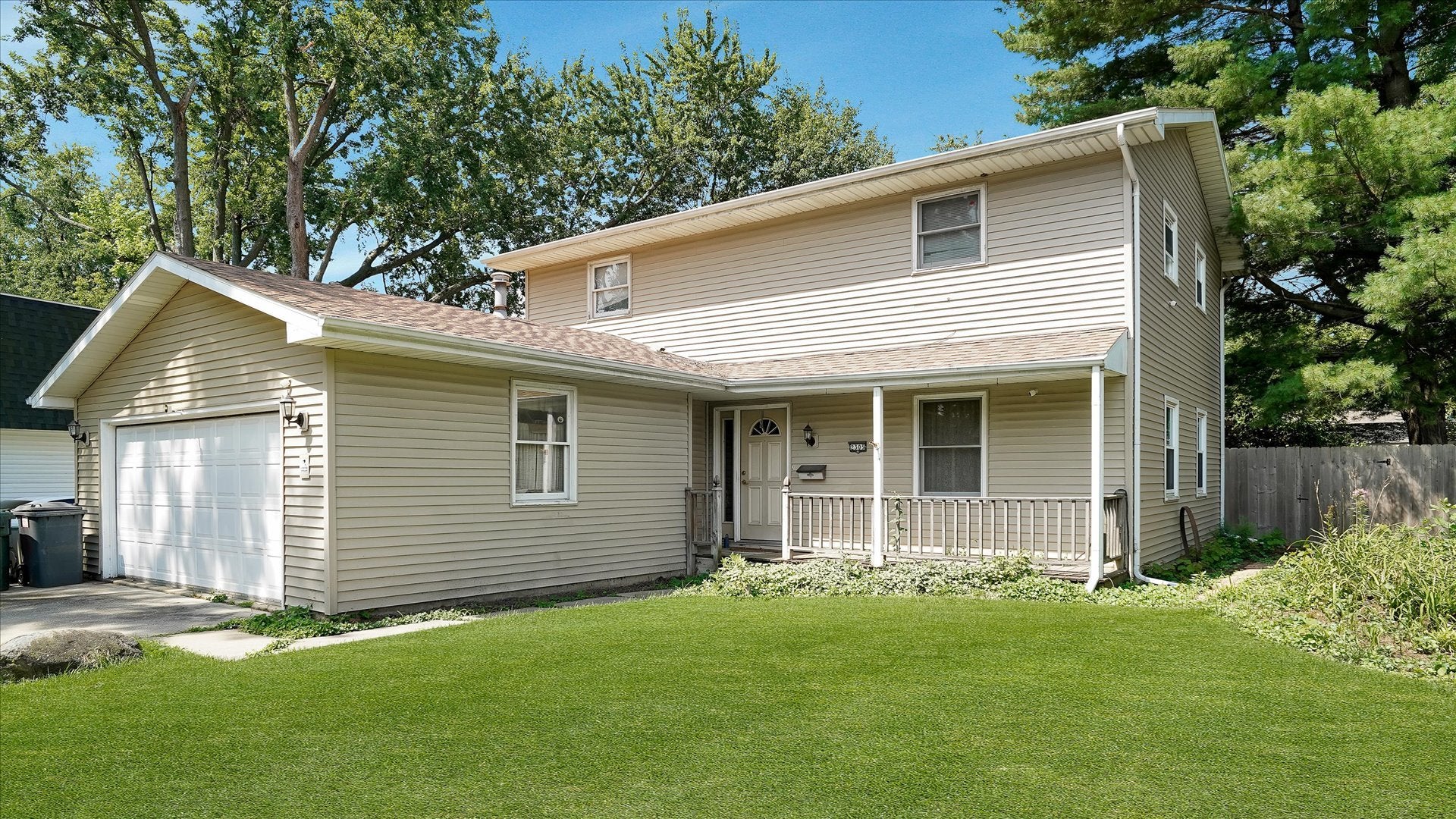 2305 Whitson Circle — photo