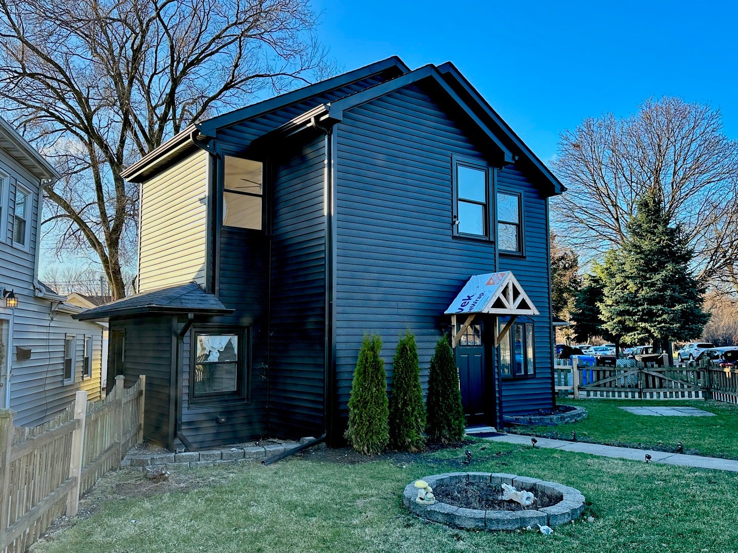 8325 W Forest Preserve Avenue — photo