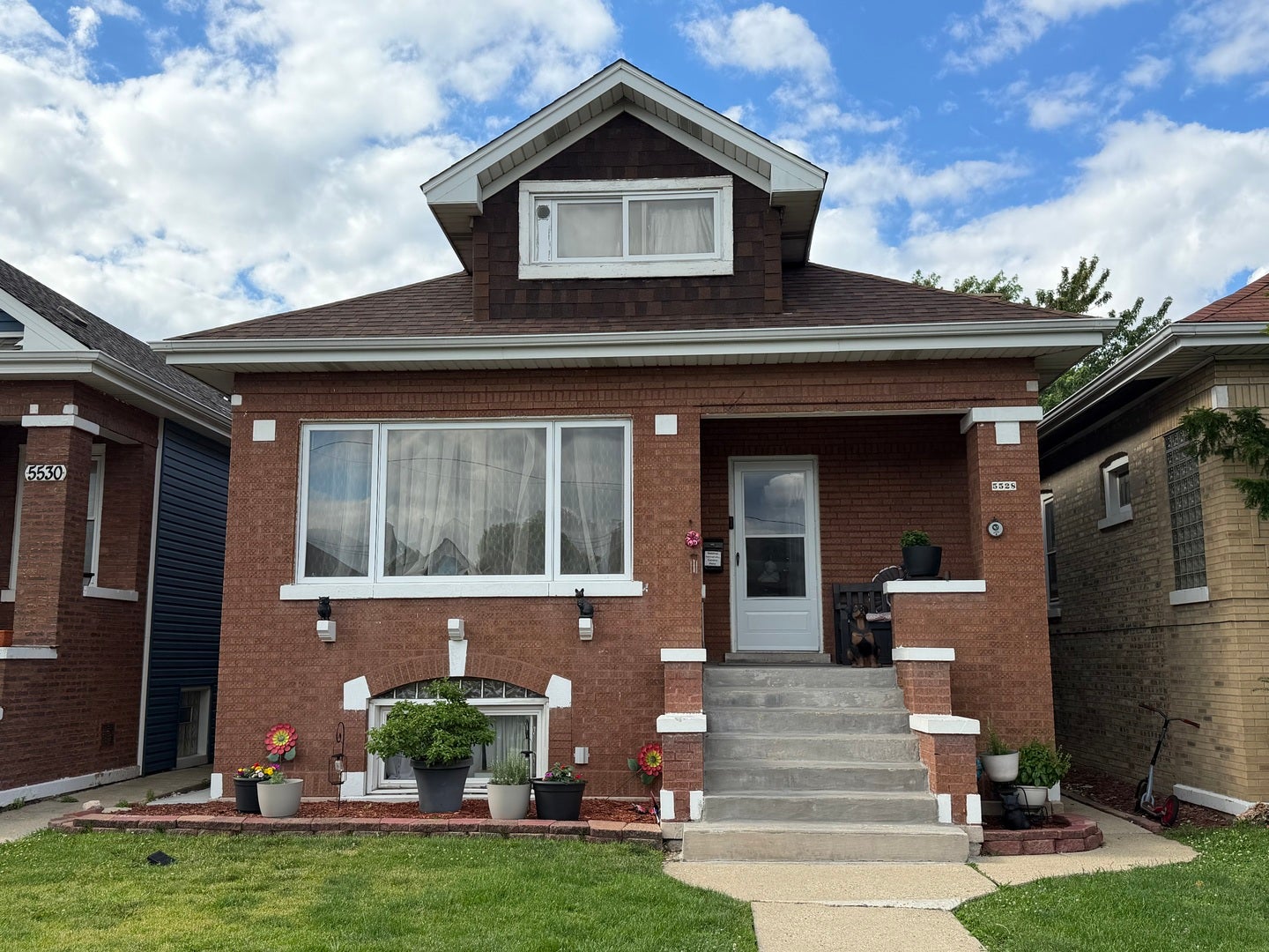 5528 W Henderson Street — photo
