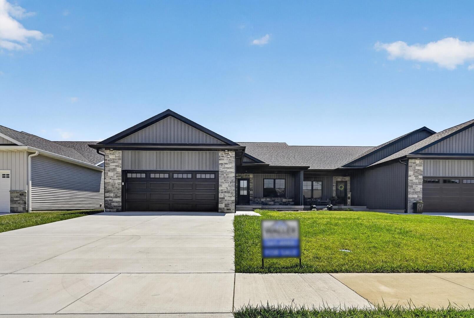 1704 Blenheim Drive — photo