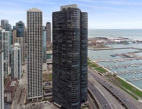 155 N Harbor Drive 4007 — photo