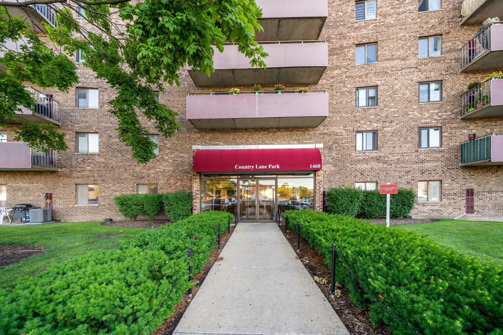1460 Fairlane Drive 307 — photo