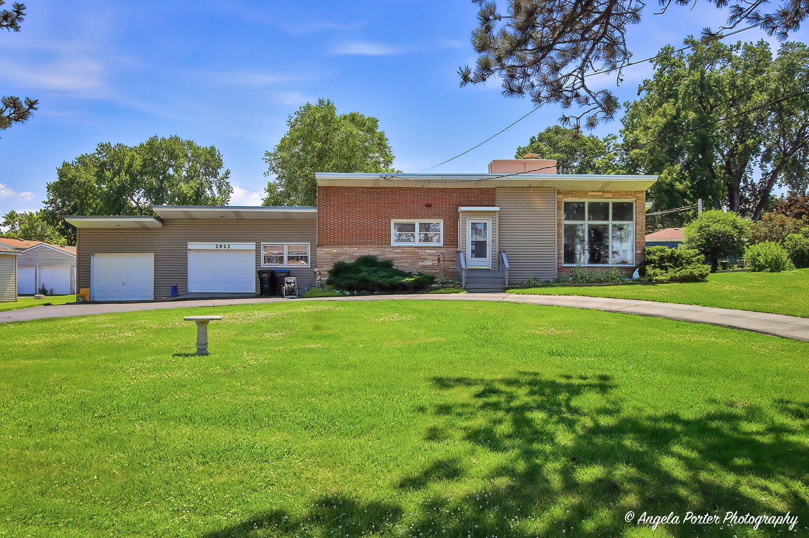 2923 Shorewood Drive — photo
