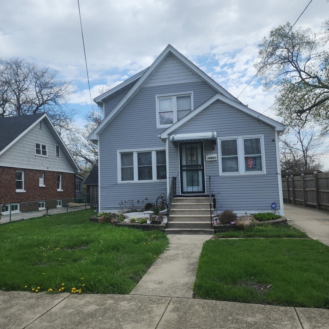 14951 Riverside Drive — photo
