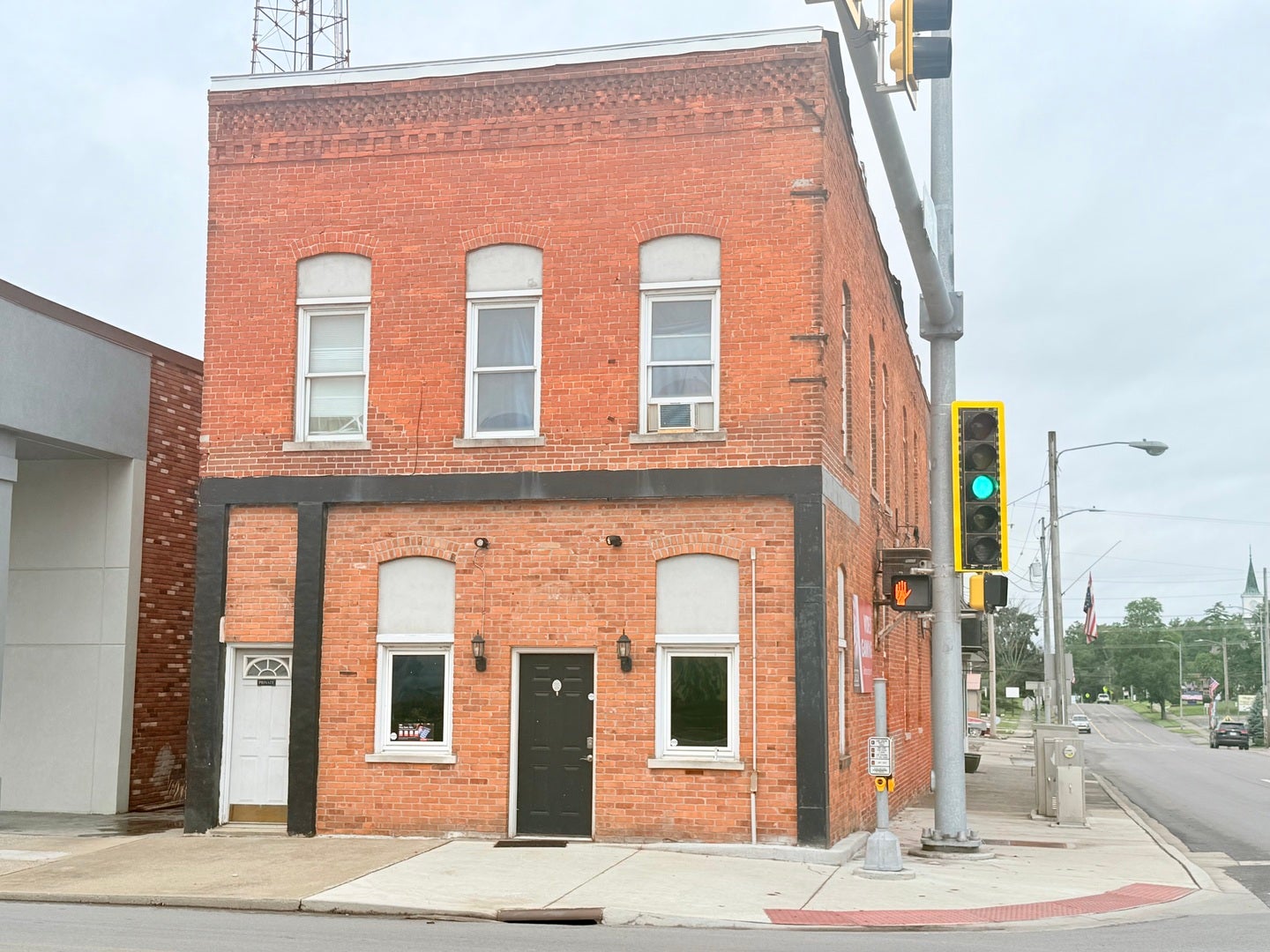 1 S Main Street 3 — photo