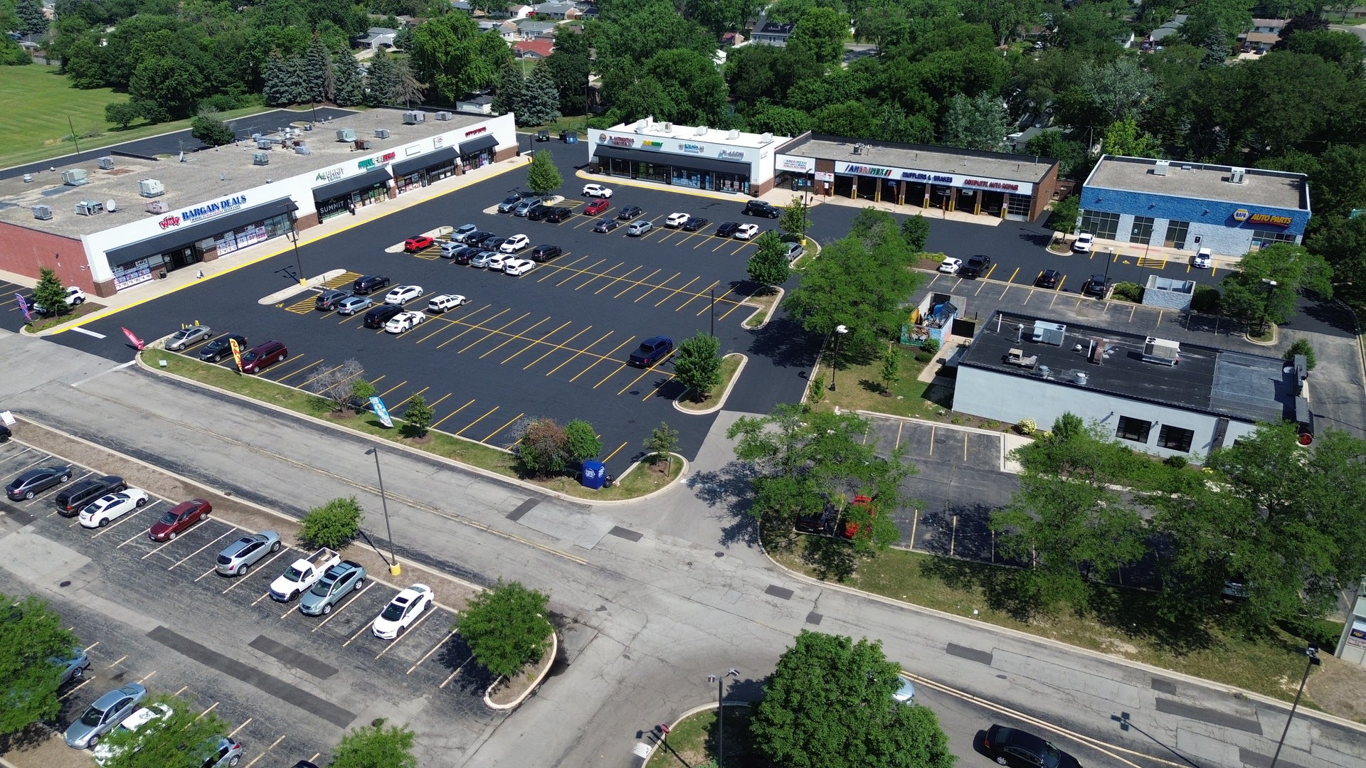 239 S Bolingbrook Drive 1 — photo
