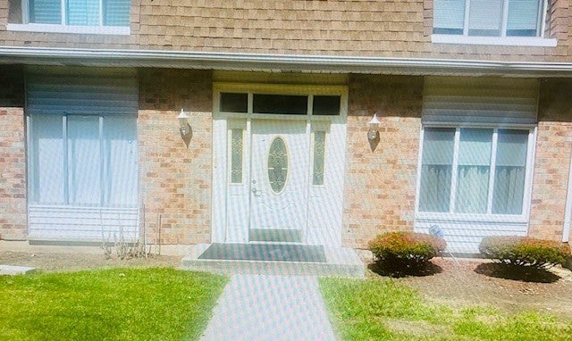 820 Sandra Drive 2C — photo