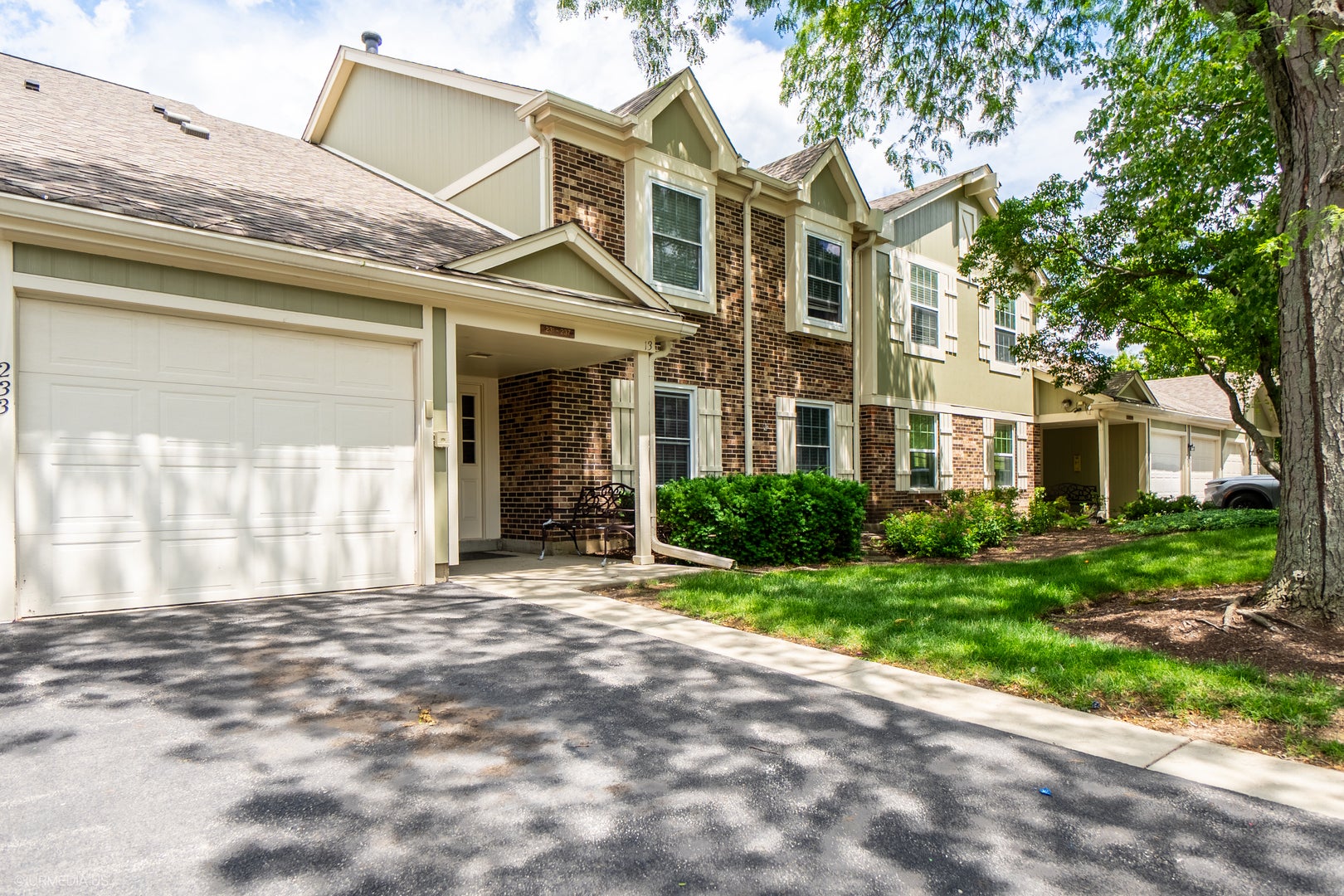 233 Blossom Court 233 — photo