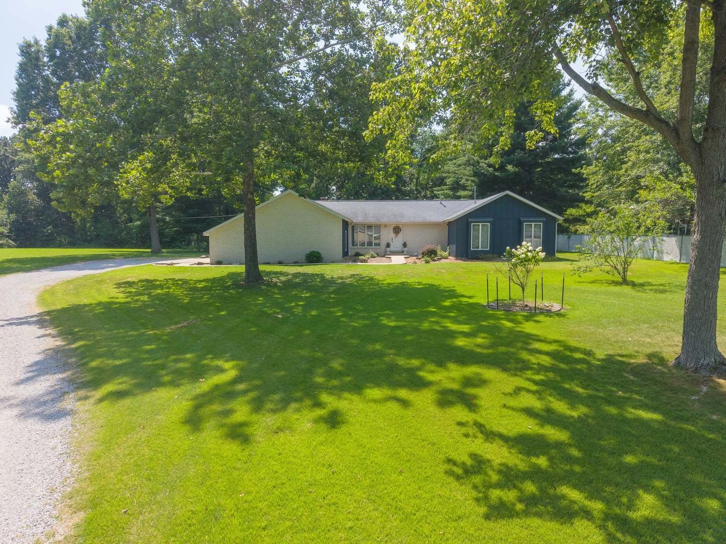 2405 S Washington Street — photo