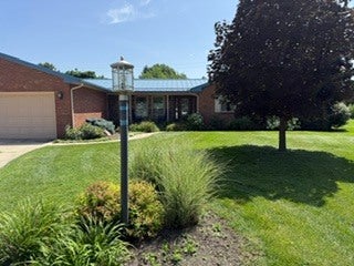 3002 Meadowbrook Court — photo