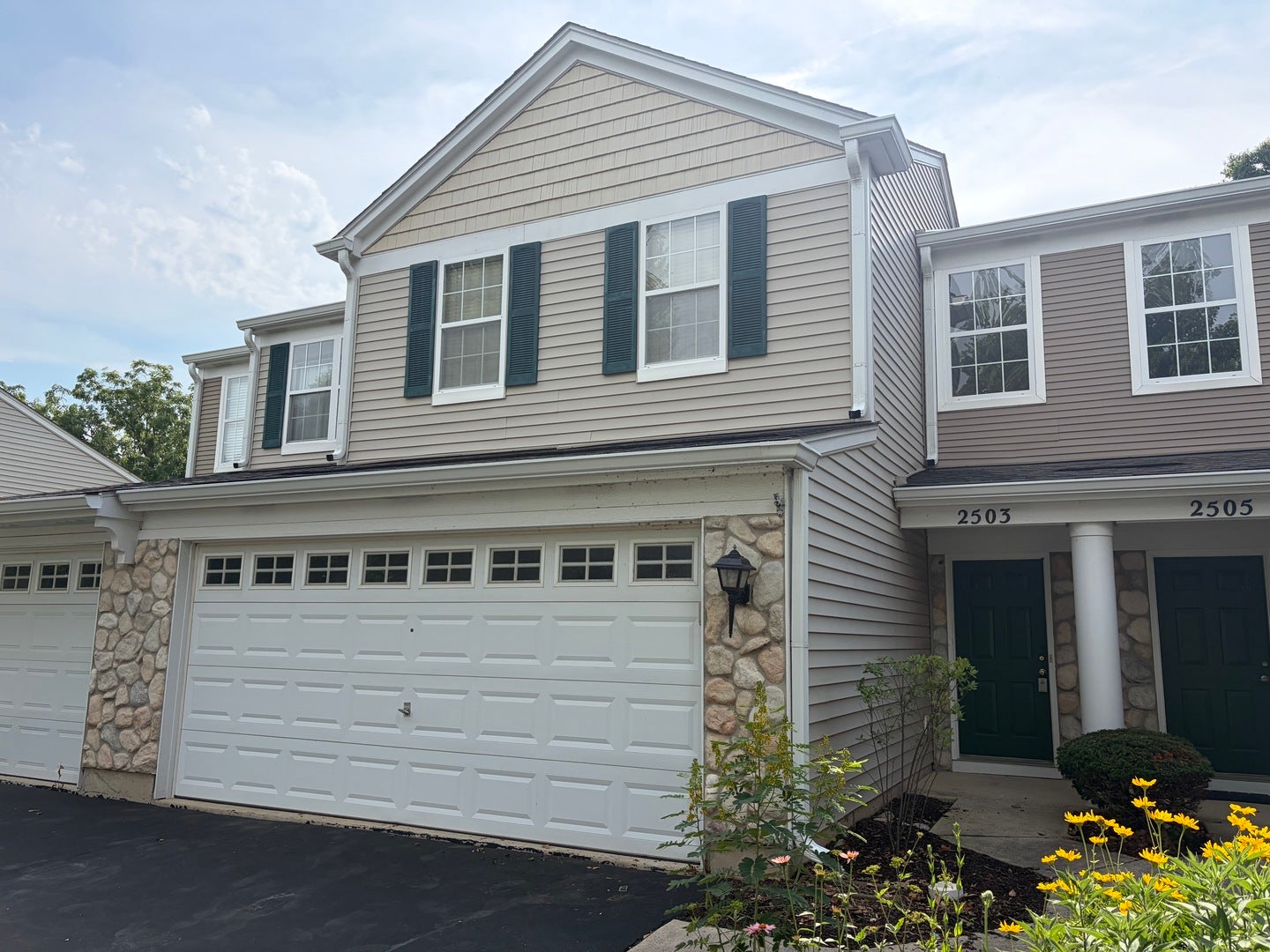 2503 Oak Tree Lane 0 — photo