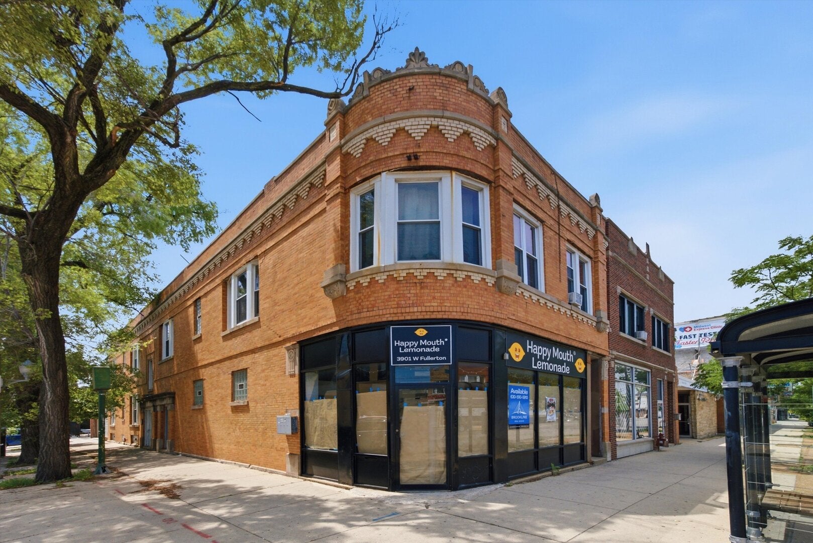 3901 W Fullerton Avenue — photo