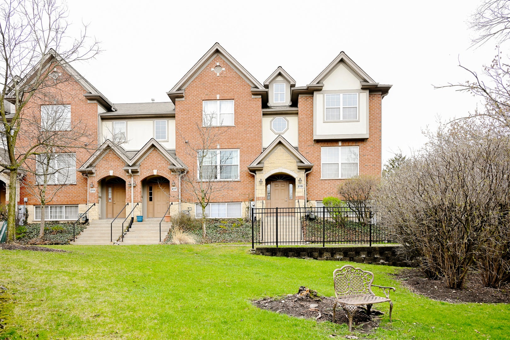 219 Riverfront Drive — photo