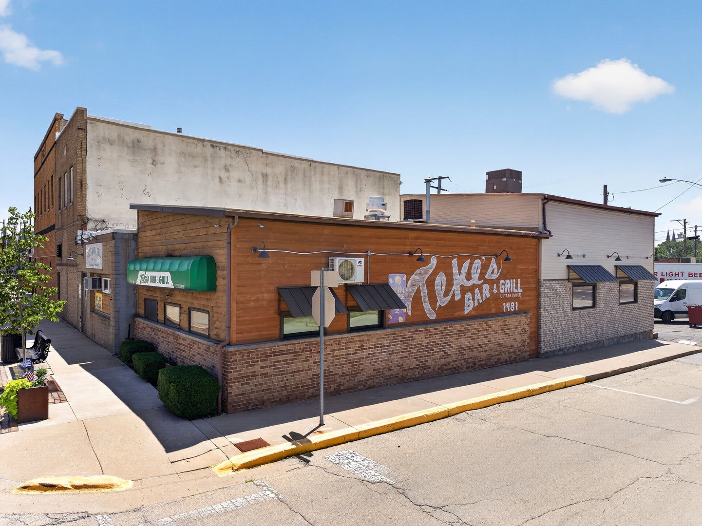113 W Main Street — photo