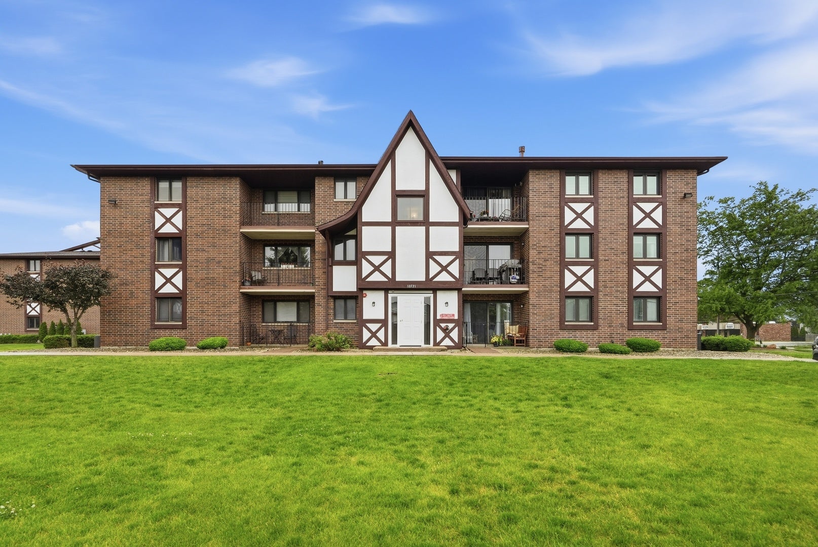 10521 S Roberts Road 3a — photo
