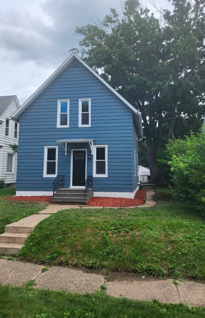 1718 11th Street — photo