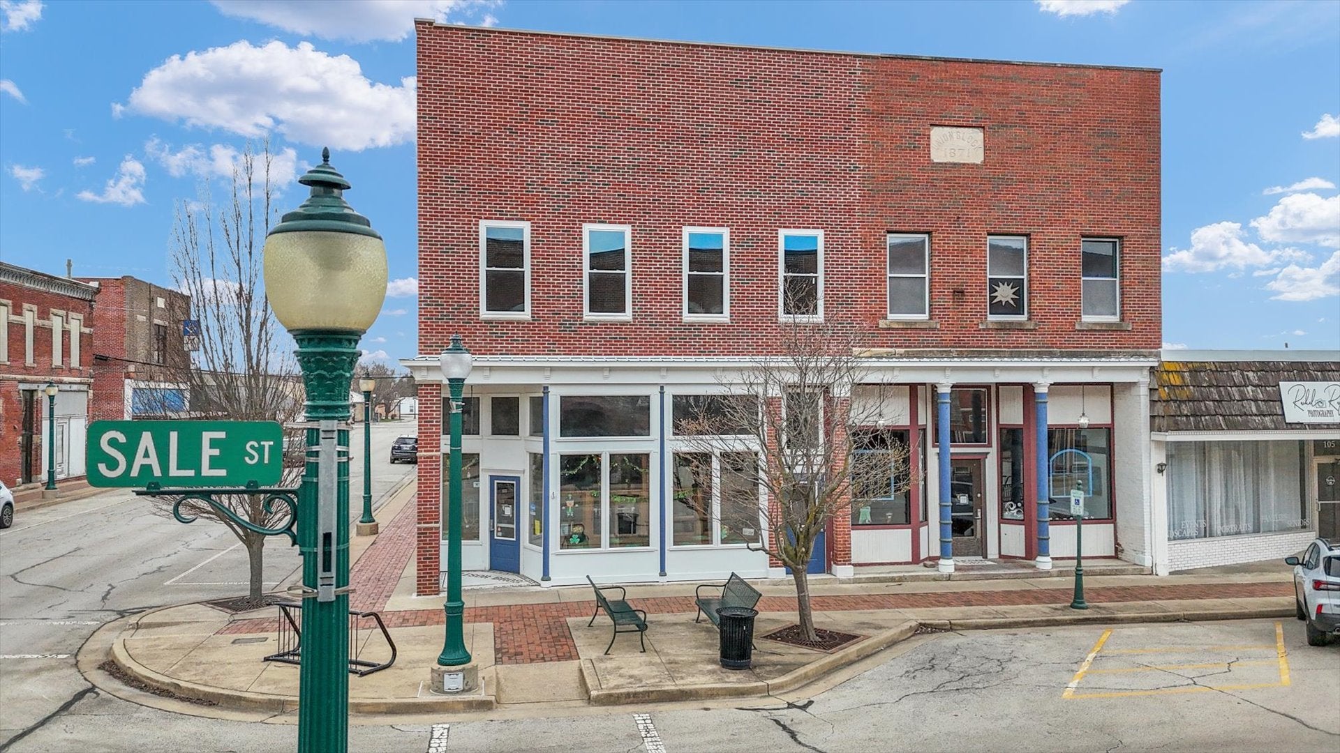 101-105 W Sale Street — photo