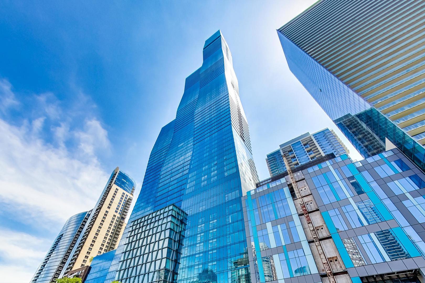 363 E Wacker Drive 4209 — photo