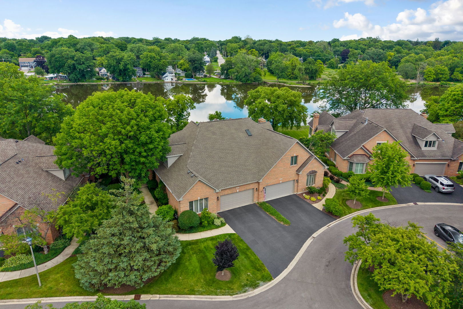 1240 Willowgate Lane — photo