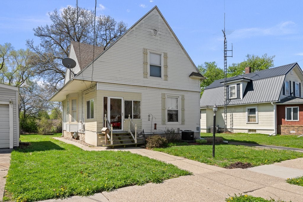 505 E Main Street — photo