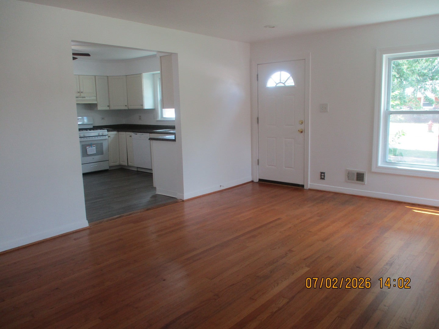 Home in Oak Lawn, IL 60453 — photo 3