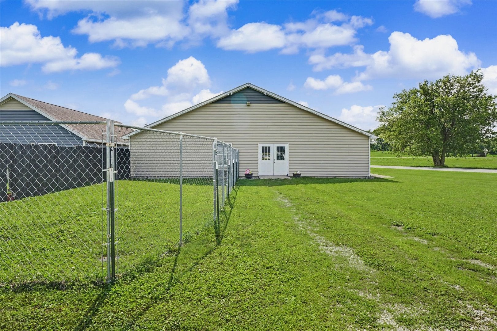 2201 Kickapoo Drive, Danville, IL 61832 — photo 2