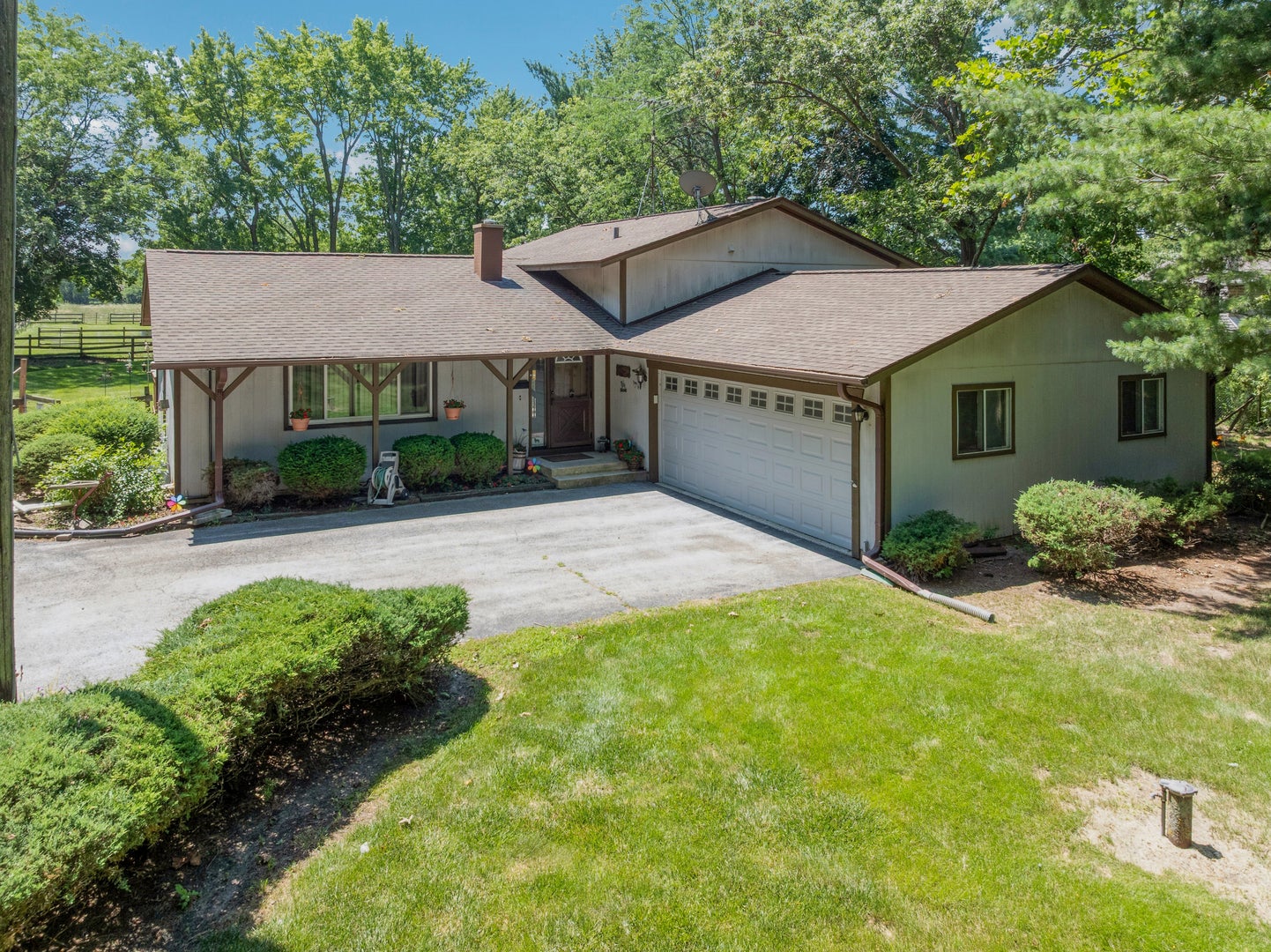 46W989 Kelley Road — photo