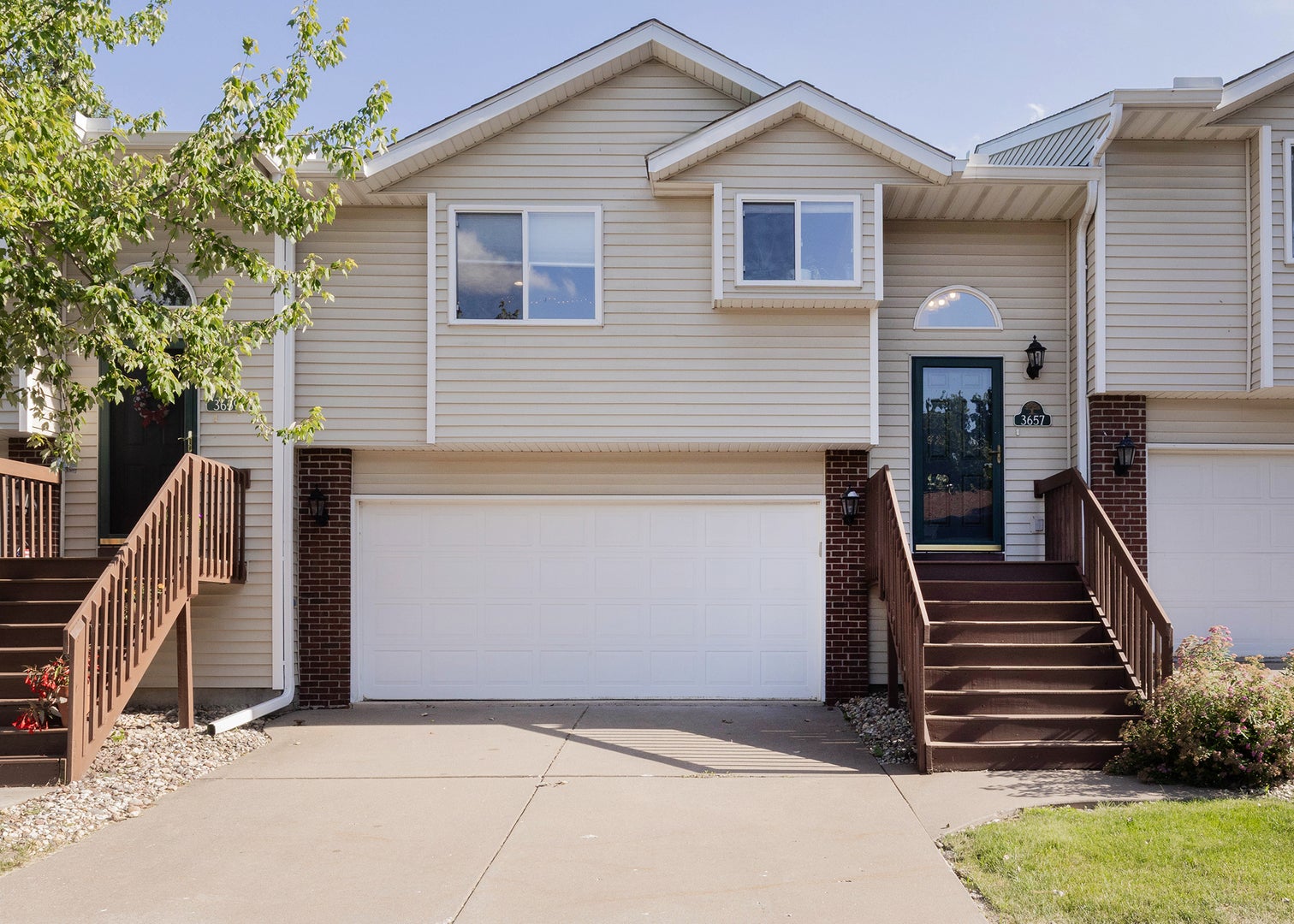 3657 Kennedy Drive — photo