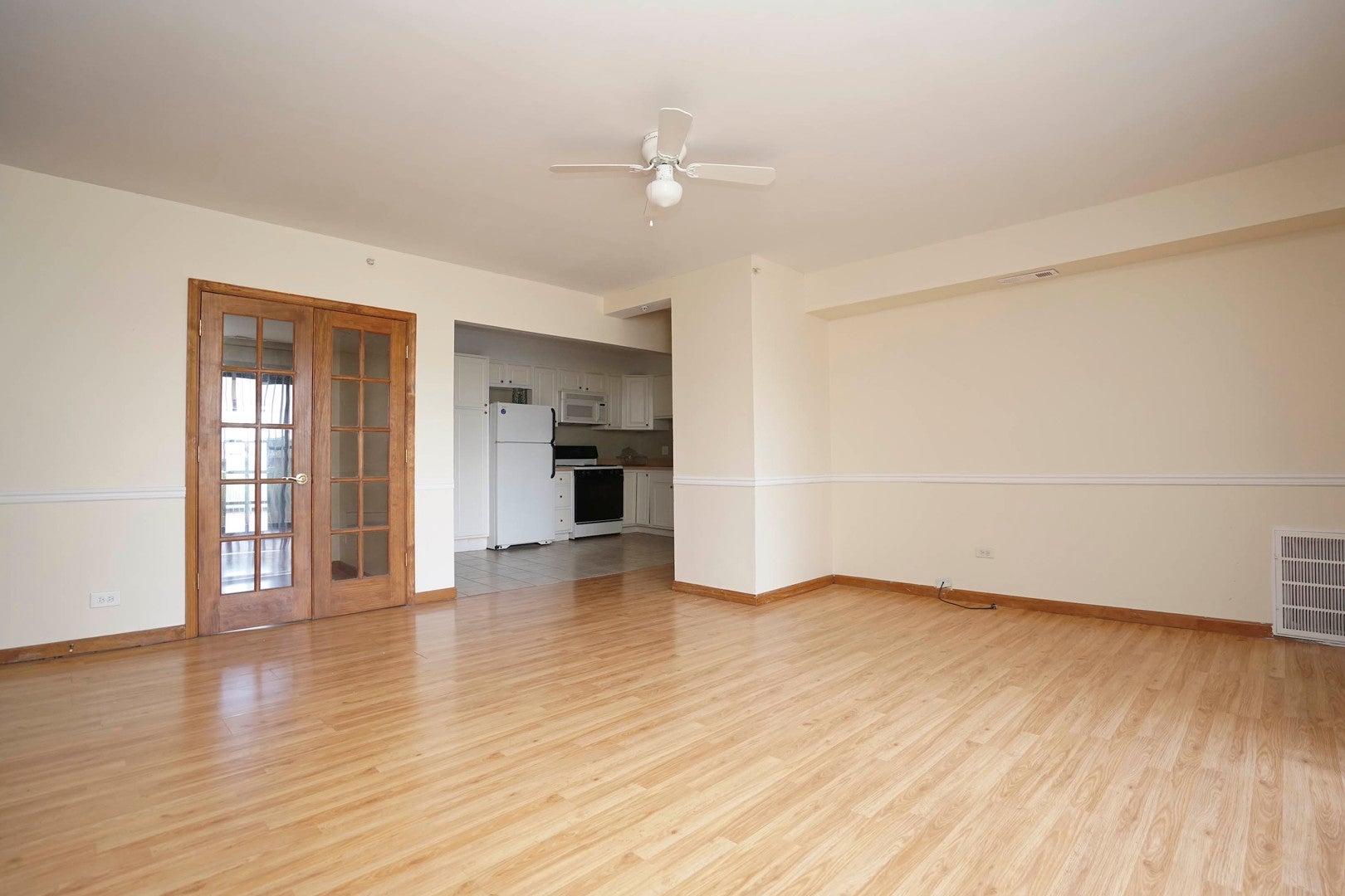 Home in Addison, IL 60101 — photo 3