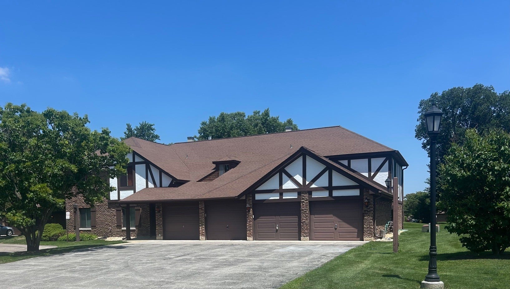 1753 Plymouth Court D — photo