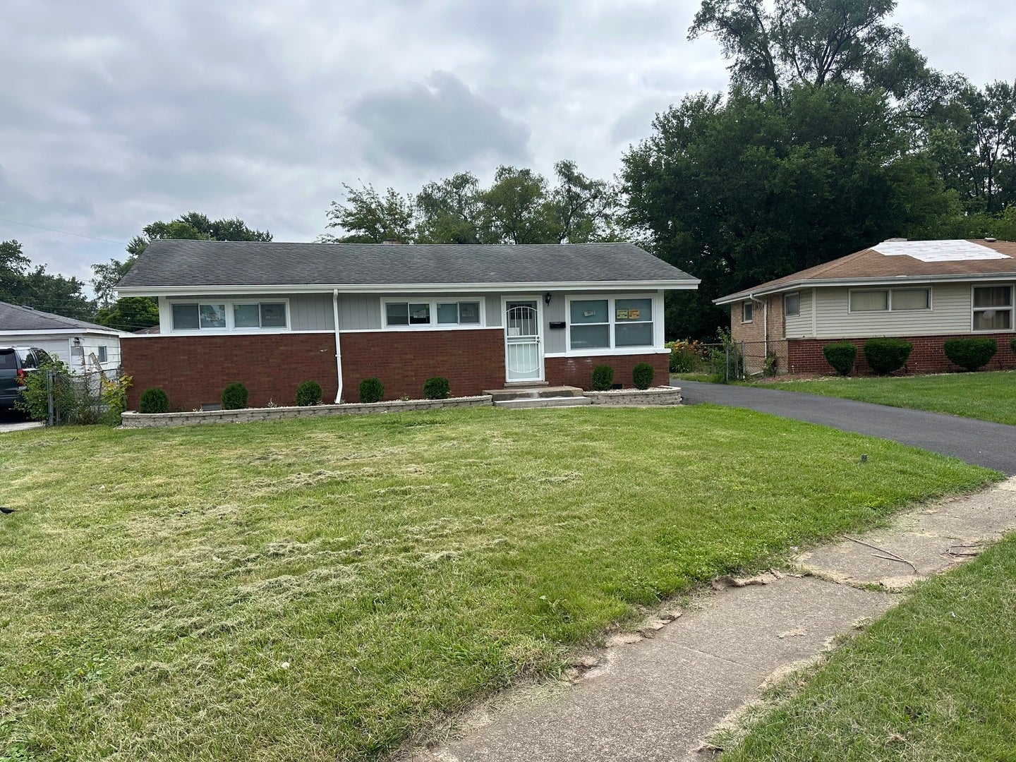 16219 Sussex Court — photo