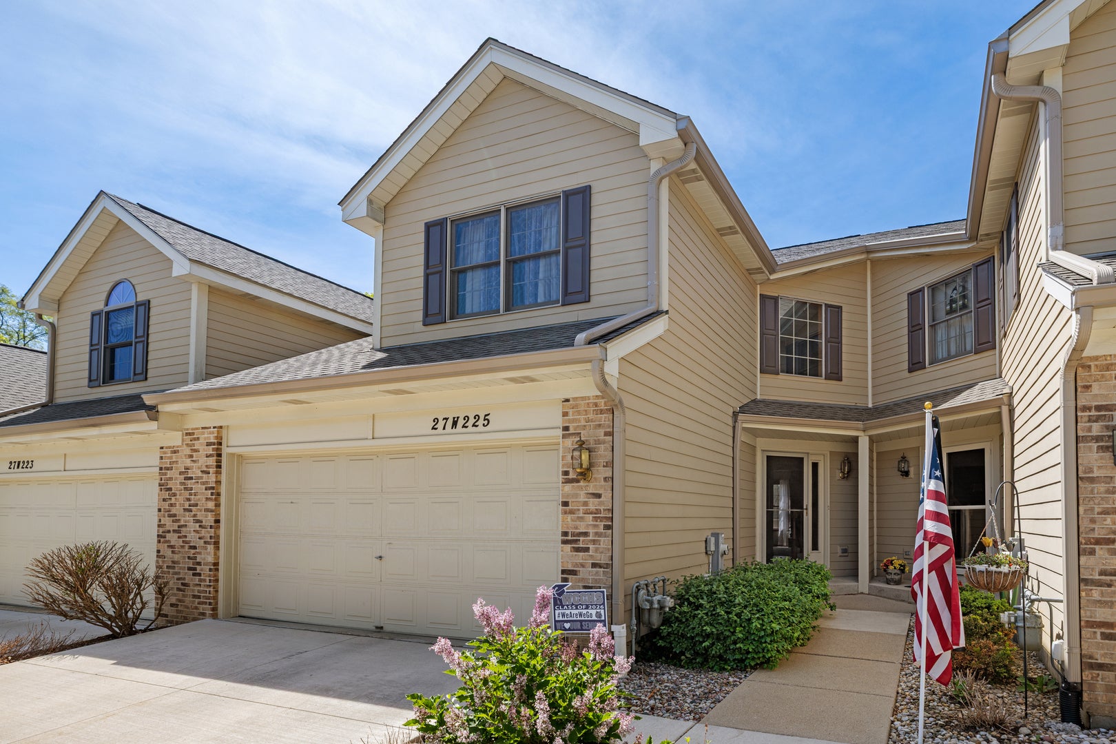27W225 Ash Court — photo