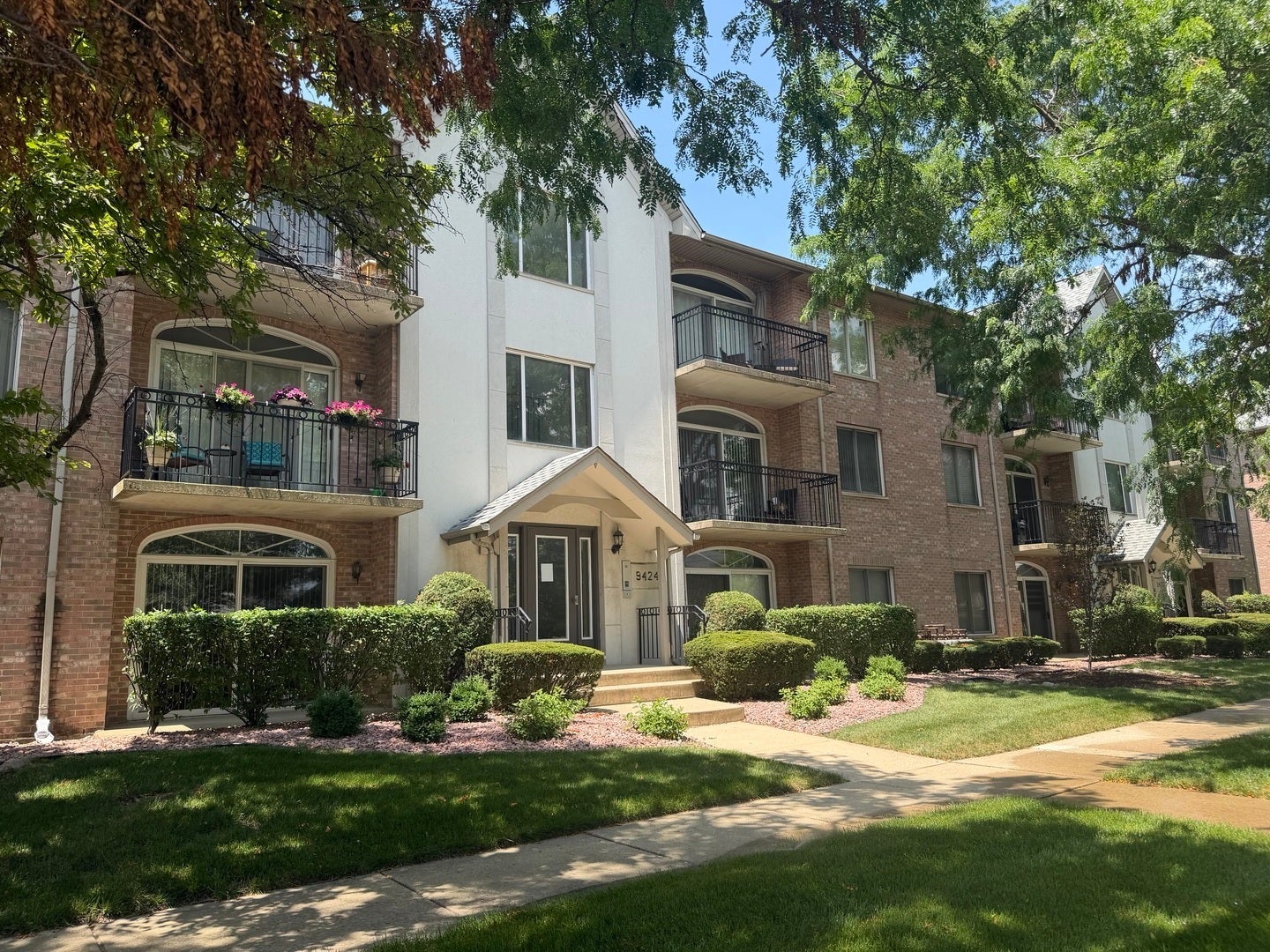 9424 S 77th Court 1C — photo