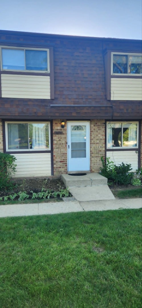 2678 Woodview Court 2678 — photo