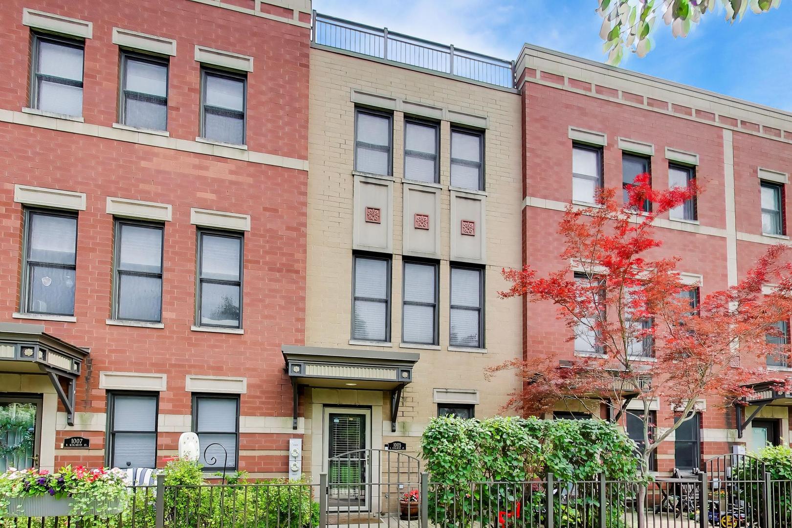 1005 N Kingsbury Street — photo