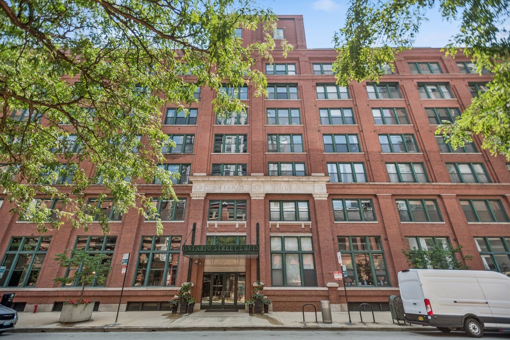 411 W Ontario Street 322 — photo