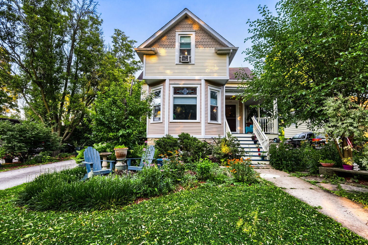 163 S Craig Place — photo